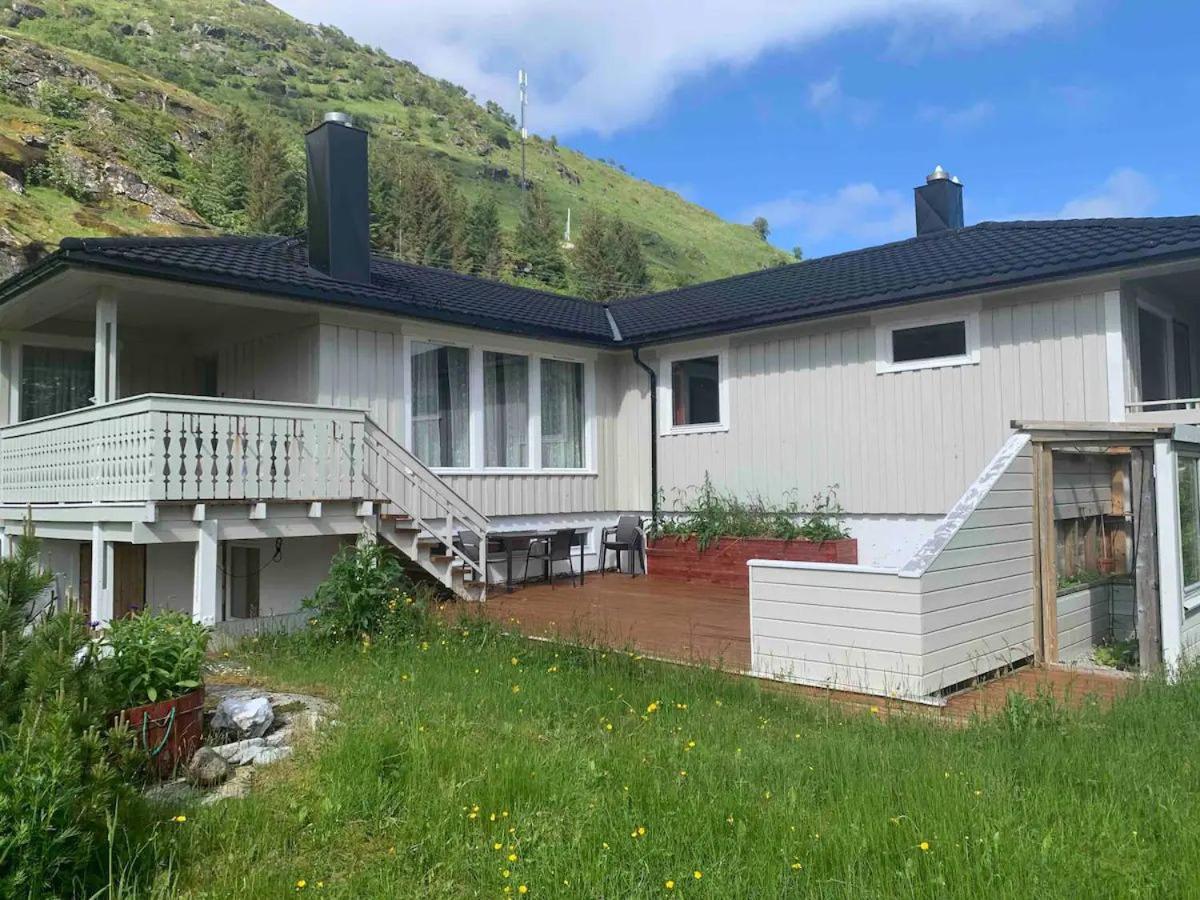 Big House In Amazing Napp, Lofoten Esterno foto